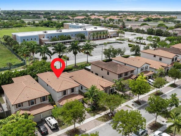 158 NE 23rd Ter, Homestead FL 33033