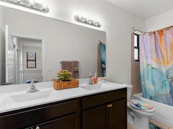 158 NE 23rd Ter, Homestead FL 33033