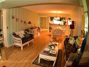 6085 Balboa Cir 402, Boca Raton FL 33433