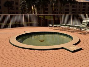 6085 Balboa Cir 402, Boca Raton FL 33433