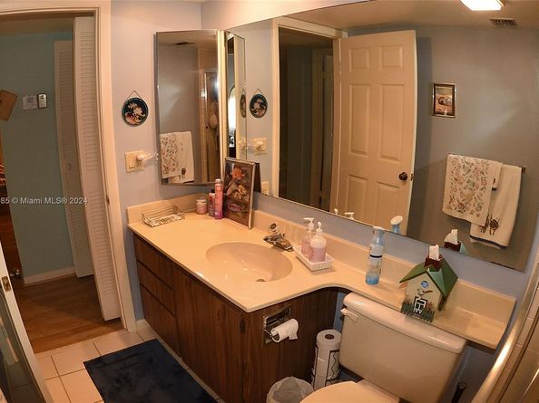 6085 Balboa Cir 402, Boca Raton FL 33433