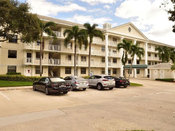 6085 Balboa Cir 402, Boca Raton FL 33433