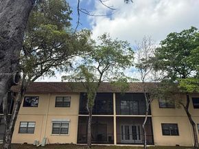 2 Briarwood Cir 212, Hollywood FL 33024