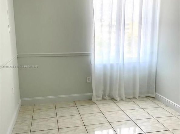 250 180th Dr 510, Sunny Isles Beach FL 33160