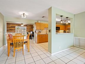 7321 E Mcarthur Pkwy, Hollywood FL 33024
