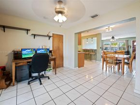 7321 E Mcarthur Pkwy, Hollywood FL 33024