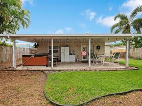 7321 E Mcarthur Pkwy, Hollywood FL 33024