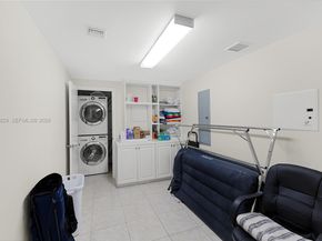 20201 E Country Club Dr 2506, Aventura FL 33180