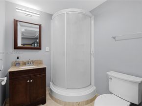 20201 E Country Club Dr 2506, Aventura FL 33180