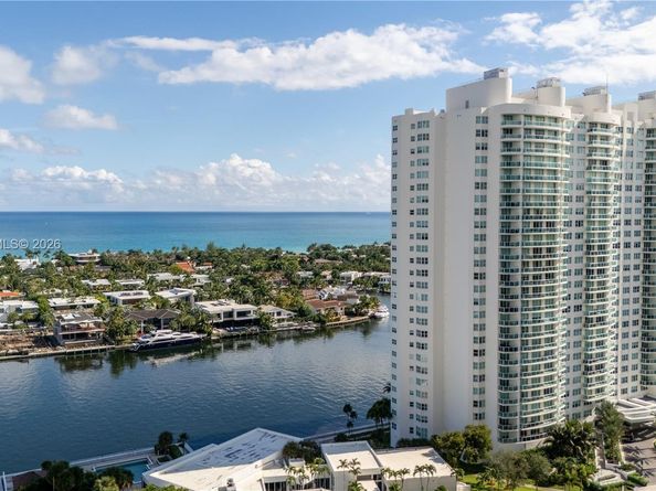 20201 E Country Club Dr 2506, Aventura FL 33180