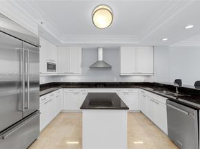 20201 E Country Club Dr 2506, Aventura FL 33180