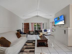 4727 NE 1st Ct, Miami FL 33137