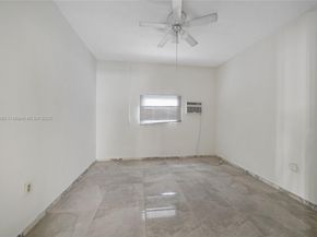 4727 NE 1st Ct, Miami FL 33137