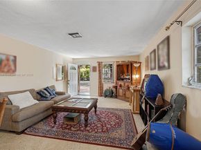 4727 NE 1st Ct, Miami FL 33137