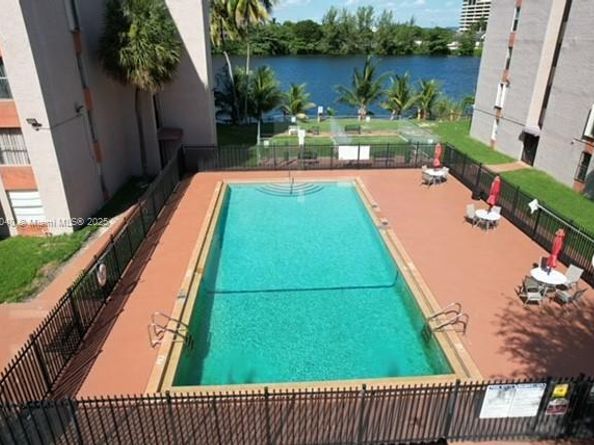 5201 NW 7th St 507, Miami FL 33126