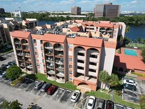 5201 NW 7th St 507, Miami FL 33126