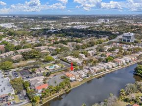 9838 NW 1st Mnr, Coral Springs FL 33071