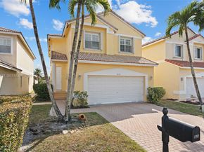 9838 NW 1st Mnr, Coral Springs FL 33071