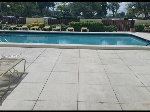 10777 W Sample Rd 1104, Coral Springs FL 33065