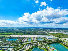 2835 Fairways Dr, Homestead FL 33035