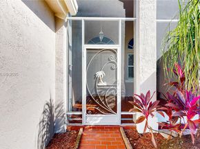 2835 Fairways Dr, Homestead FL 33035