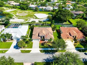 2835 Fairways Dr, Homestead FL 33035
