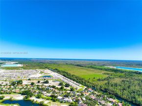 2835 Fairways Dr, Homestead FL 33035