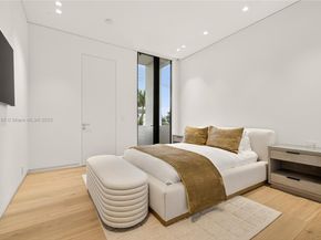 94 S Hibiscus Dr, Miami Beach FL 33139