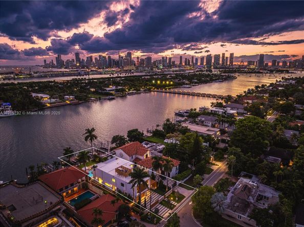 94 S Hibiscus Dr, Miami Beach FL 33139