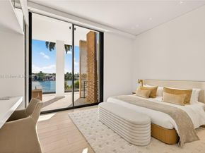 94 S Hibiscus Dr, Miami Beach FL 33139