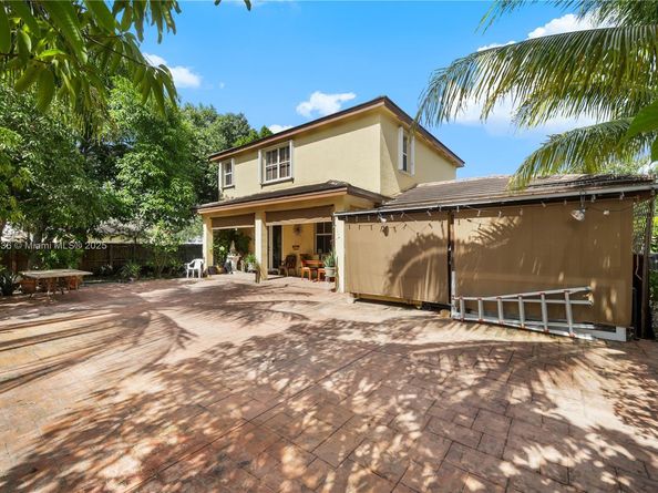 20216 SW 129th Ave, Miami FL 33177
