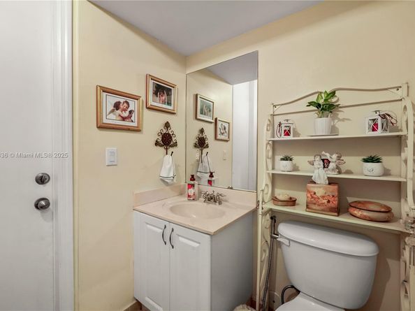 20216 SW 129th Ave, Miami FL 33177