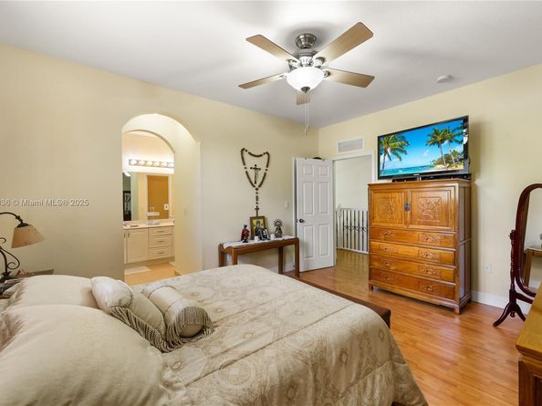 20216 SW 129th Ave, Miami FL 33177