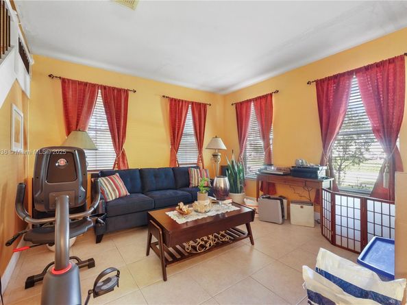 20216 SW 129th Ave, Miami FL 33177