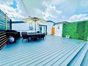 305 SW 24th Ave, Fort Lauderdale FL 33312