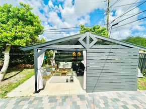 305 SW 24th Ave, Fort Lauderdale FL 33312