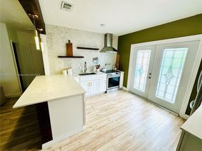 305 SW 24th Ave, Fort Lauderdale FL 33312