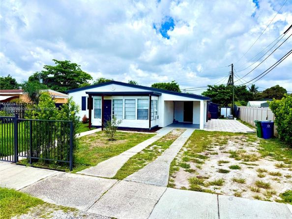 305 SW 24th Ave, Fort Lauderdale FL 33312