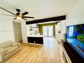 305 SW 24th Ave, Fort Lauderdale FL 33312