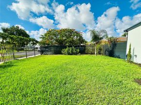 305 SW 24th Ave, Fort Lauderdale FL 33312