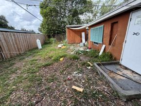 6036 SW 40th Ct, Miramar FL 33023