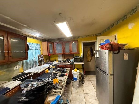 6036 SW 40th Ct, Miramar FL 33023