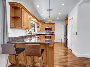 8674 SW 50th St, Cooper City FL 33328