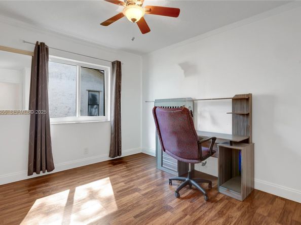 8674 SW 50th St, Cooper City FL 33328