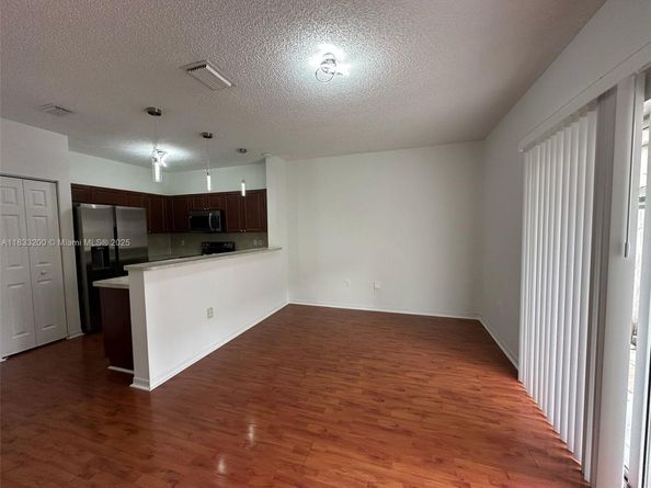 2311 SE 24th Ave 2311, Homestead FL 33035