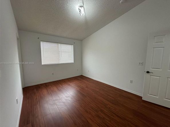 2311 SE 24th Ave 2311, Homestead FL 33035