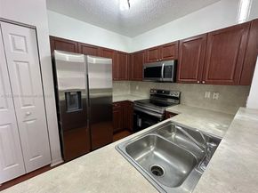 2311 SE 24th Ave 2311, Homestead FL 33035