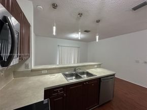 2311 SE 24th Ave 2311, Homestead FL 33035