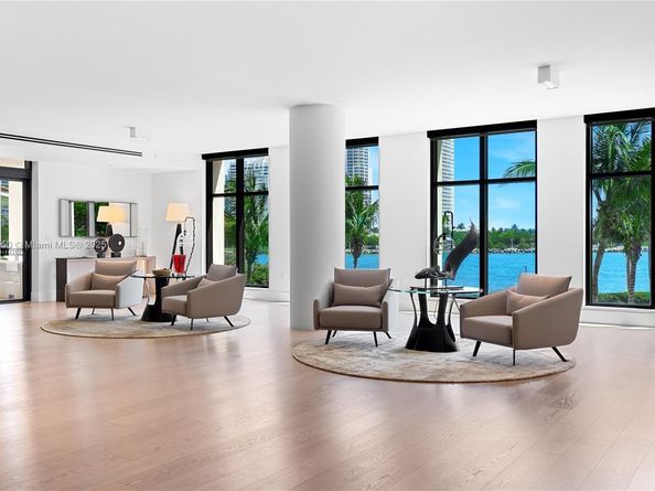7025 Fisher Island Dr 7025, Miami Beach FL 33109