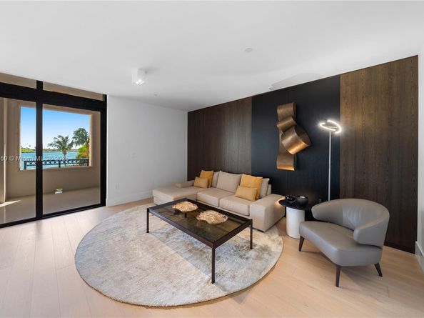 7025 Fisher Island Dr 7025, Miami Beach FL 33109